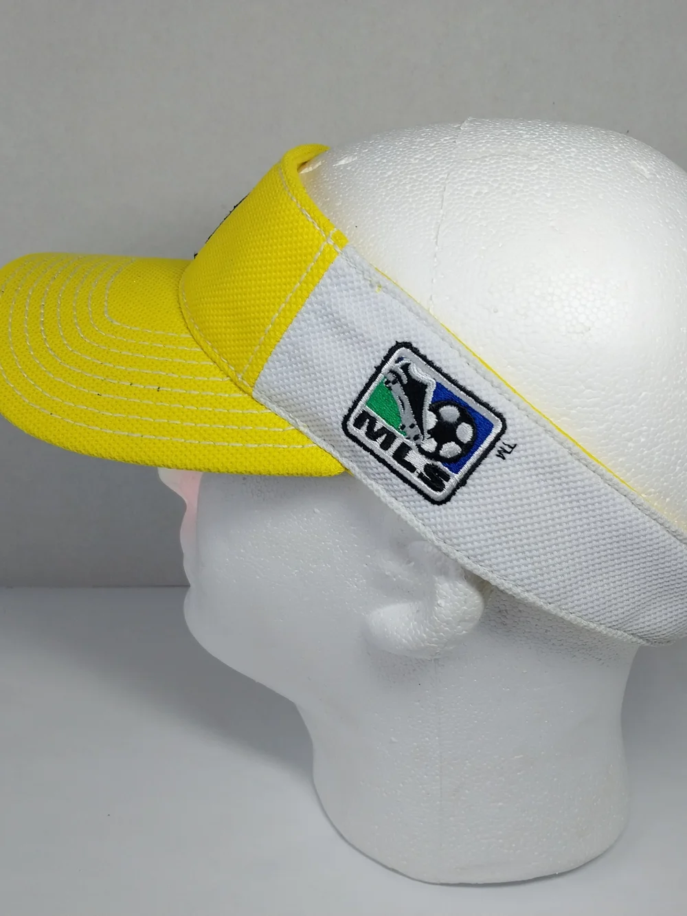 Adidas MLS Columbus Crew Soccer Team Logo Adjustable Visor Hat Adult Yellow